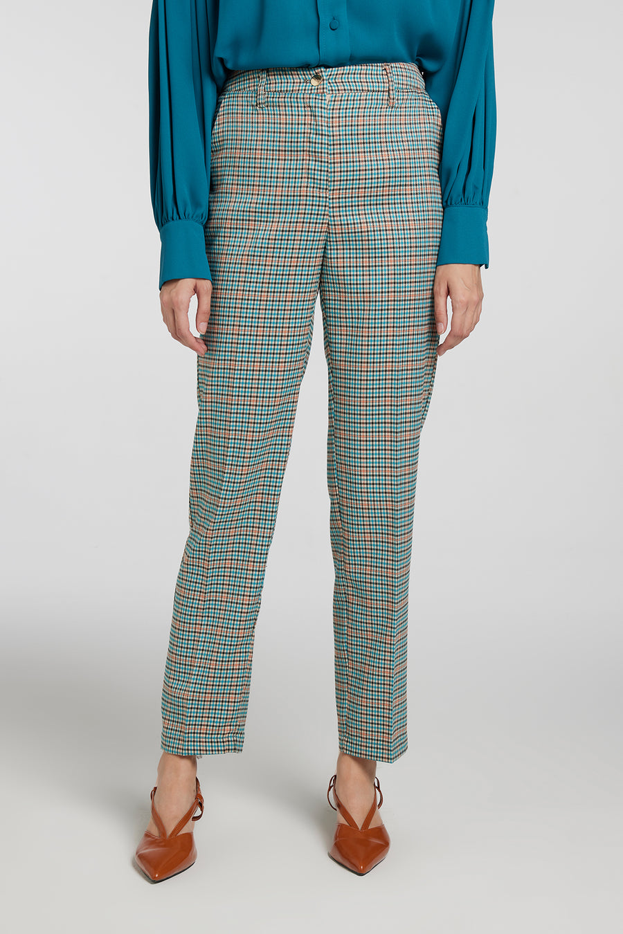 TAILLEUR CERBERO 012